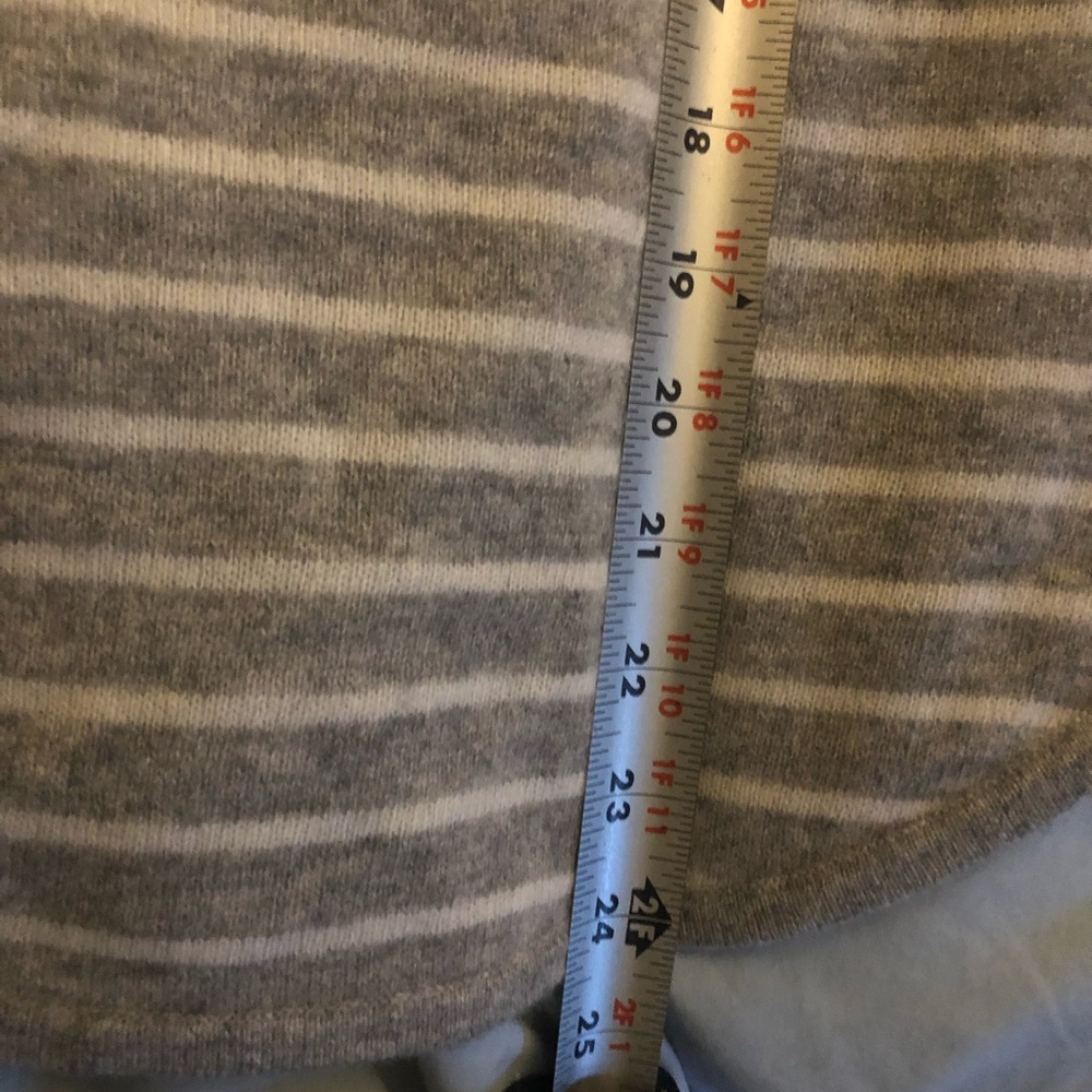 Philosophy Gray and White Striped Cashmere Sweater - Picture 10 of 11